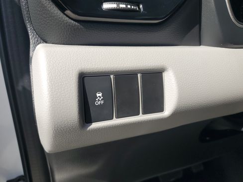 Used 2023 Honda Pilot LX image 24