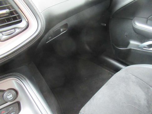 Used 2023 Dodge Challenger R/T Scat Pack w/ T/A Package image 42