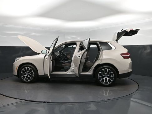 Used 2026 BMW X3 xDrive30i AWD/4WD image 46