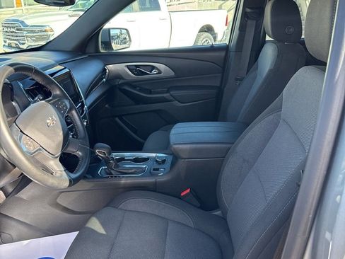 Used 2023 Chevrolet Traverse LT w/ Midnight/Sport Edition image 11