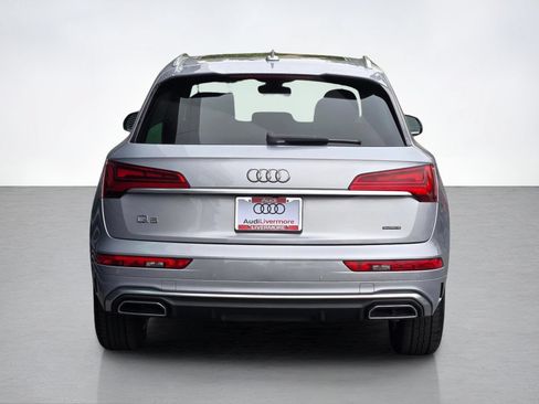 Used 2023 Audi Q5 2.0T Premium w/ Convenience Package AWD/4WD image 6