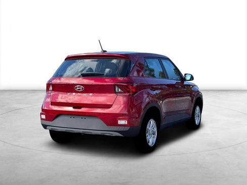 New 2026 Hyundai Venue SE image 7