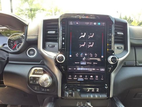 Used 2026 RAM 1500 Laramie w/ Laramie Preferred Package AWD/4WD image 24