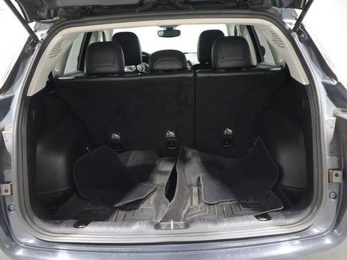 Used 2017 Jeep Compass Limited AWD/4WD image 4