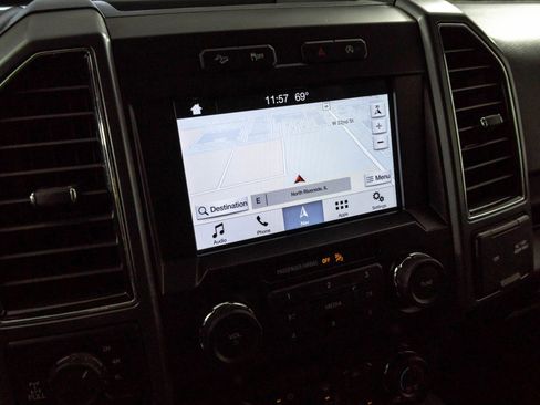 Used 2019 Ford F150 XLT w/ Equipment Group 302A Luxury AWD/4WD image 10
