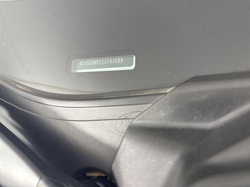 Used 2025 Subaru Crosstrek 2.5i Limited w/ Crosstrek Mirror Package image 12