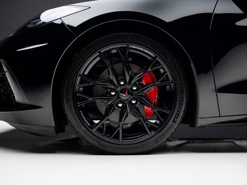 Used 2025 Chevrolet Corvette Stingray Convertible w/ 1LT image 20