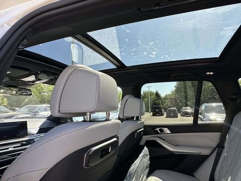New 2026 BMW X5 xDrive40i AWD/4WD image 11