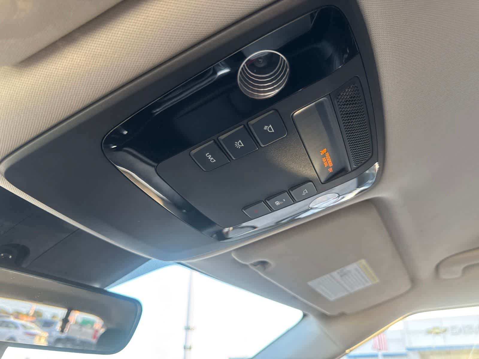 Used 2022 Kia Carnival SX FWD image 22