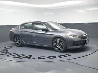 Used 2017 Honda Accord Sport video 2