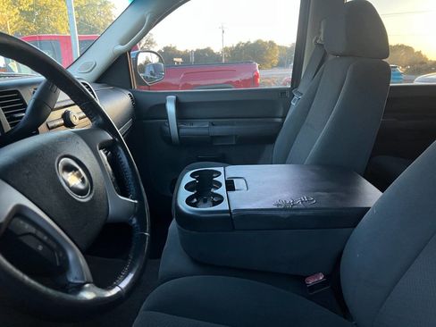 Used 2007 Chevrolet Silverado 1500 LT w/ 1LT Convenience Package image 9