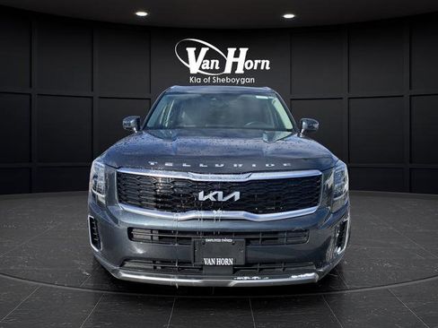 Used 2022 Kia Telluride EX w/ EX Premium Package image 12