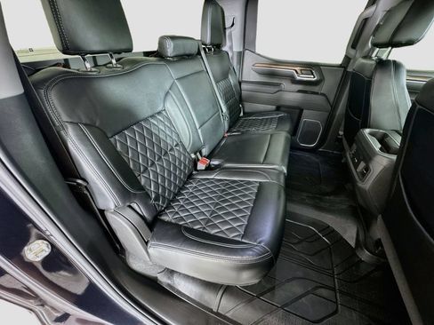 Used 2023 Chevrolet Silverado 1500 LT AWD/4WD image 27