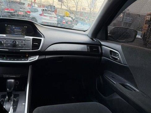 Used 2013 Honda Accord LX image 13