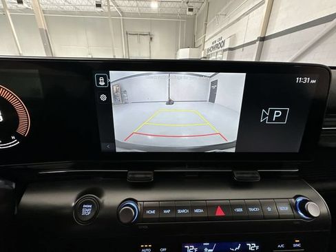 Used 2024 Hyundai Kona SEL AWD/4WD image 19