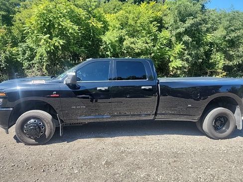 Used 2025 RAM 3500 Lone Star AWD/4WD image 6