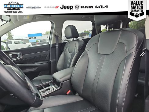 Used 2022 Kia Sorento SX FWD image 13