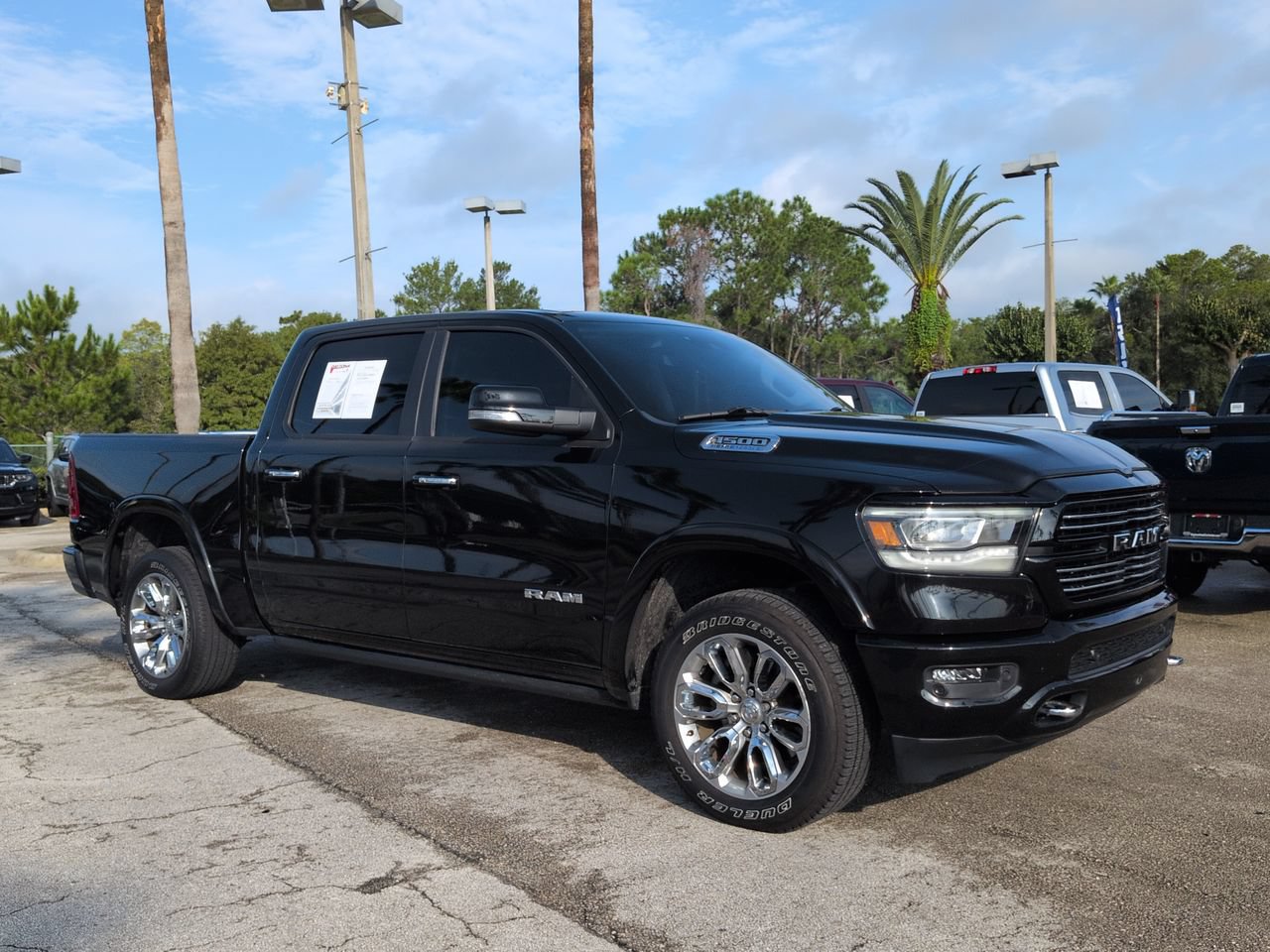 Used 2022 RAM 1500 Laramie w/ Laramie Southwest Edition AWD/4WD image 2