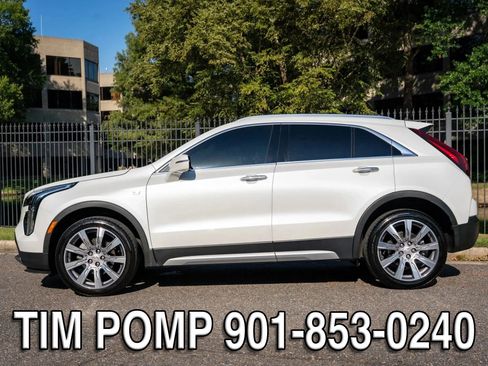 Used 2023 Cadillac XT4 Premium Luxury w/ Cold Weather Package FWD image 9