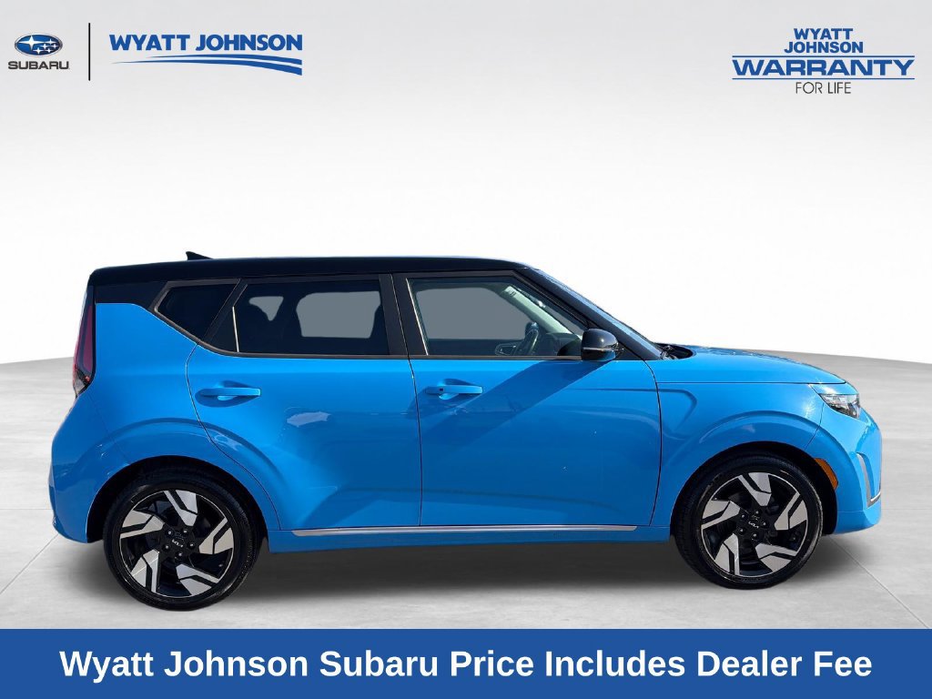 Used 2023 Kia Soul GT-Line FWD image 12
