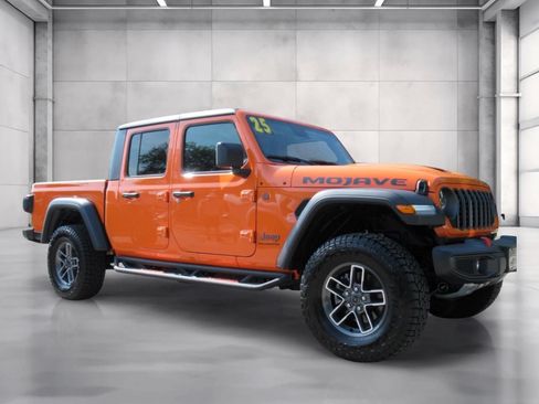 Certified 2025 Jeep Gladiator Mojave w/ Convenience Group AWD/4WD image 1