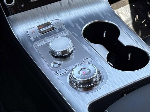 New 2026 Genesis Electrified GV70 image 8