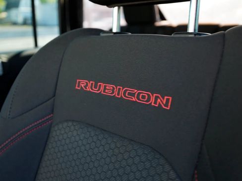 Used 2018 Jeep Wrangler Unlimited Rubicon AWD/4WD image 21