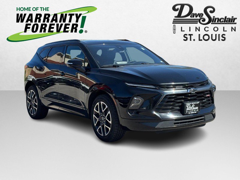Used 2025 Chevrolet Blazer RS AWD/4WD image 1