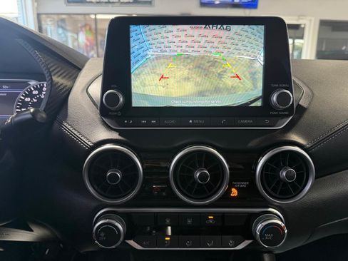 Used 2025 Nissan Sentra SV image 27