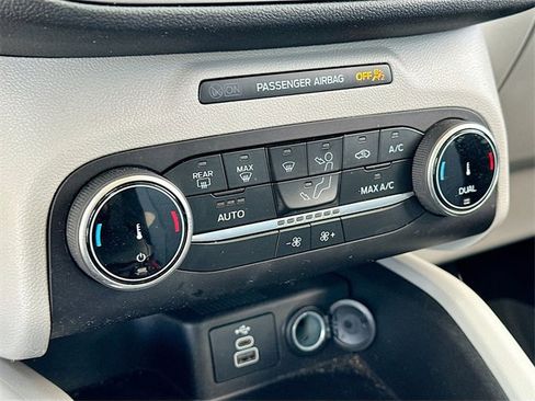 Used 2025 Ford Escape Active image 15