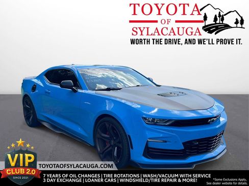 Used 2022 Chevrolet Camaro SS RWD image 1