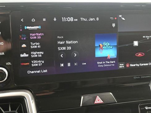 Certified 2022 Kia Sorento EX w/ Panoramic Sunroof Package image 18