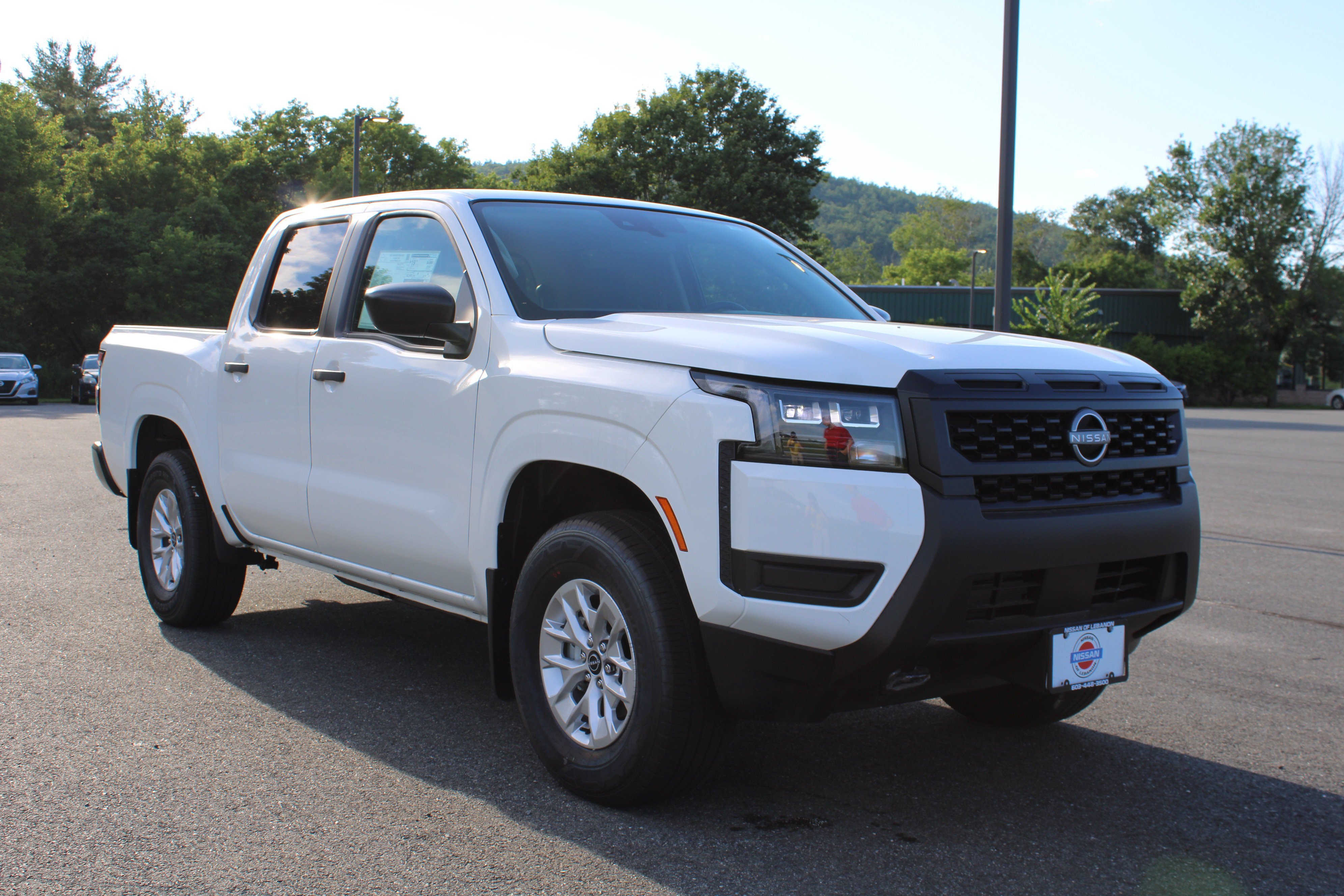 Used 2026 Nissan Frontier S w/ Tow Package AWD/4WD image 3