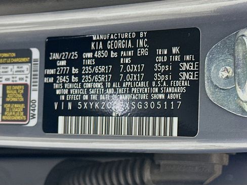 Used 2025 Kia Sportage LX image 12