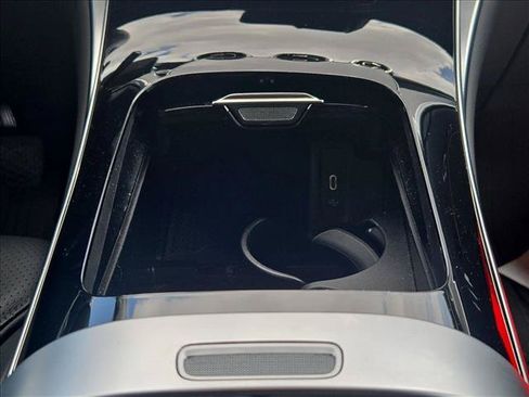 Certified 2023 Mercedes-Benz GLC 300 image 13