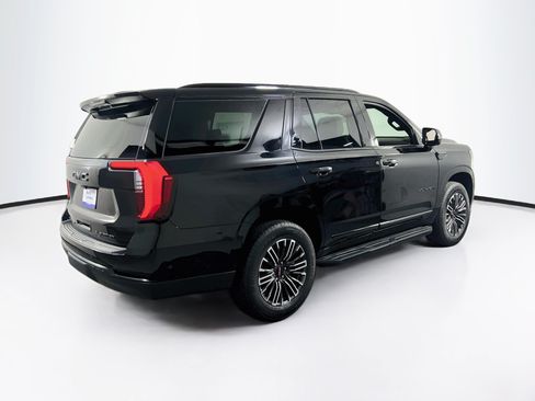 Used 2025 GMC Yukon Elevation w/ Technology Package AWD/4WD image 5