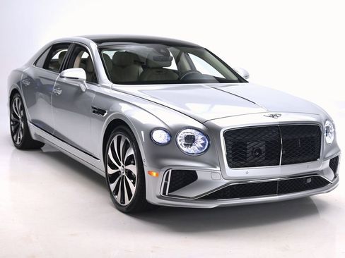 New 2026 Bentley Flying Spur Plug-In Hybrid AWD/4WD image 3