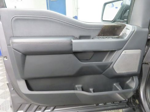 Used 2021 Ford F150 Lariat w/ Equipment Group 502A High image 62