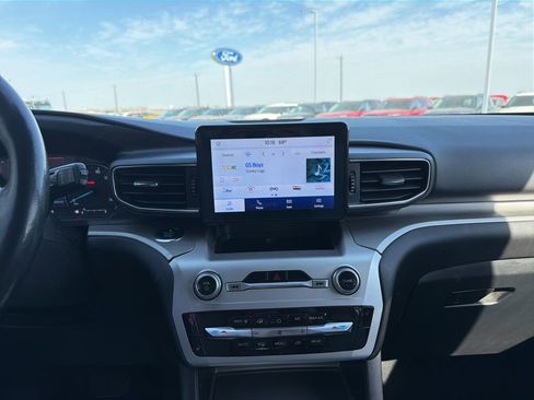 Used 2021 Ford Explorer XLT w/ Equipment Group 202A image 15