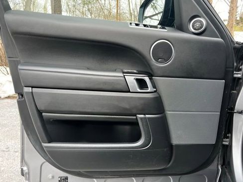 Used 2021 Land Rover Range Rover Sport HSE Silver Edition image 9