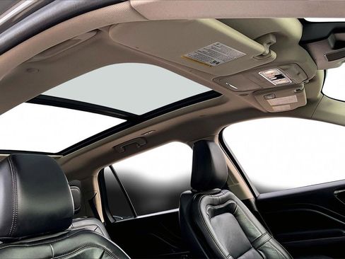 Used 2024 Lincoln Aviator Reserve image 22