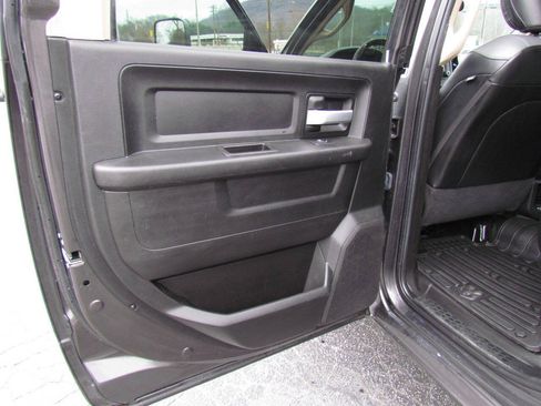 Used 2019 RAM 3500 Tradesman AWD/4WD image 12