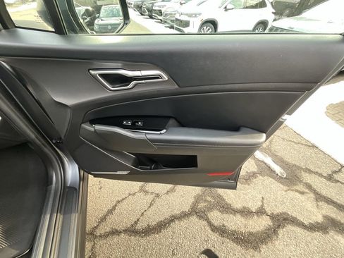 Used 2023 Kia Sportage SX Prestige image 32