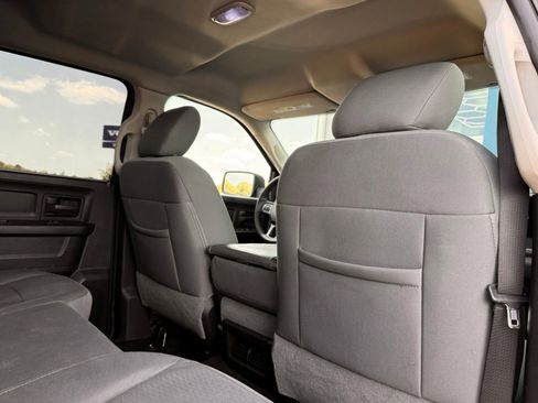 Used 2013 RAM 1500 Express RWD image 24