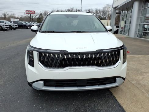 New 2026 Kia Carnival EX image 3