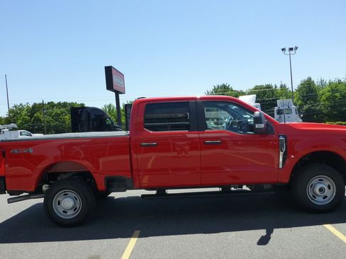 New 2026 Ford F250 XL w/ XL Driver Assist Package AWD/4WD image 5