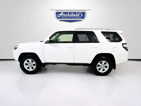Used 2015 Toyota 4Runner SR5 Premium AWD/4WD image 5