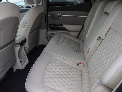 Used 2023 Genesis GV60 Performance AWD/4WD image 22