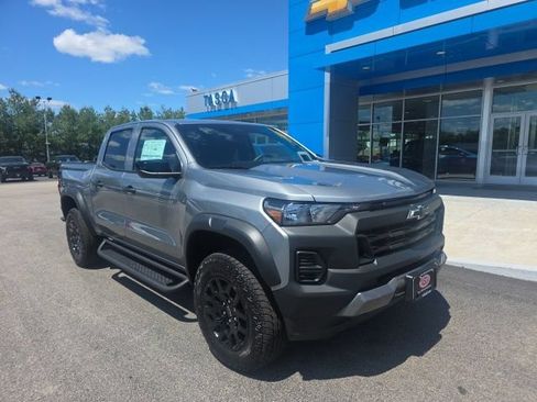 New 2026 Chevrolet Colorado Trail Boss AWD/4WD image 1