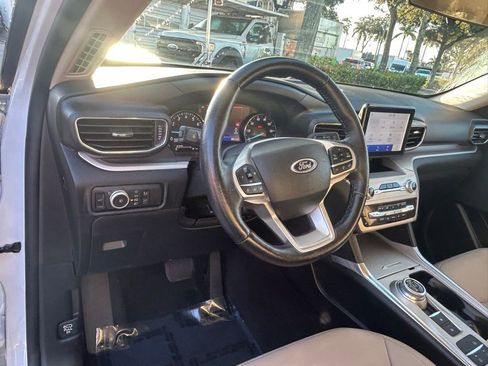 Certified 2023 Ford Explorer XLT w/ Equipment Group 202A image 29